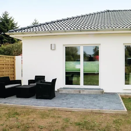Дом отдыха 2 Bedroom Stunning In Rostock-roevershagen Рёверсхаген